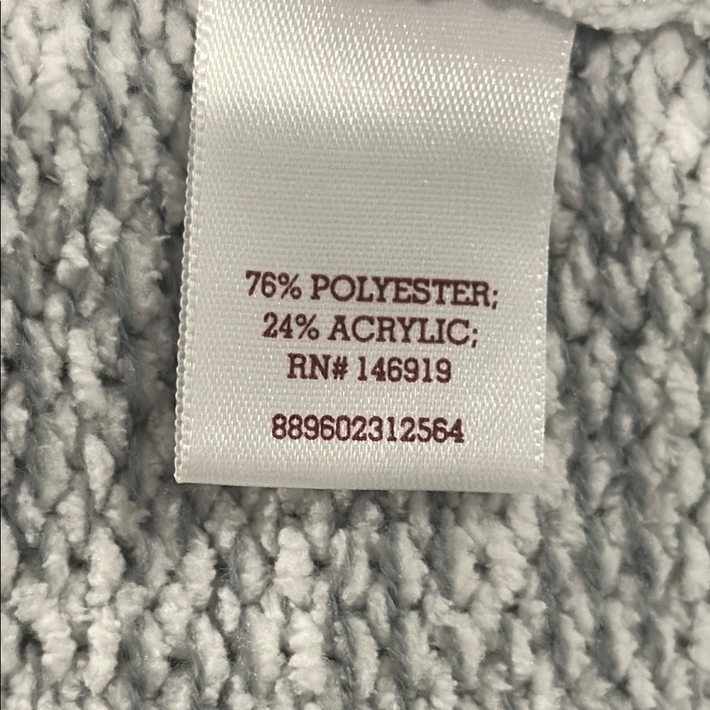 SO Women's Gray Cable Knit Sweater - Picture 9 of 10